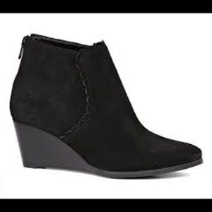 Jack Rogers Emery Wedge Bootie. Black. Size 8. NIB